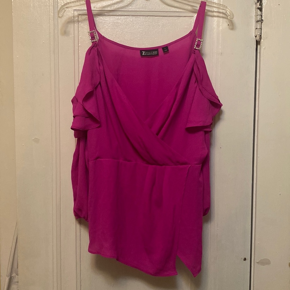 NEW WITHOUT TAGS SIZE  XL